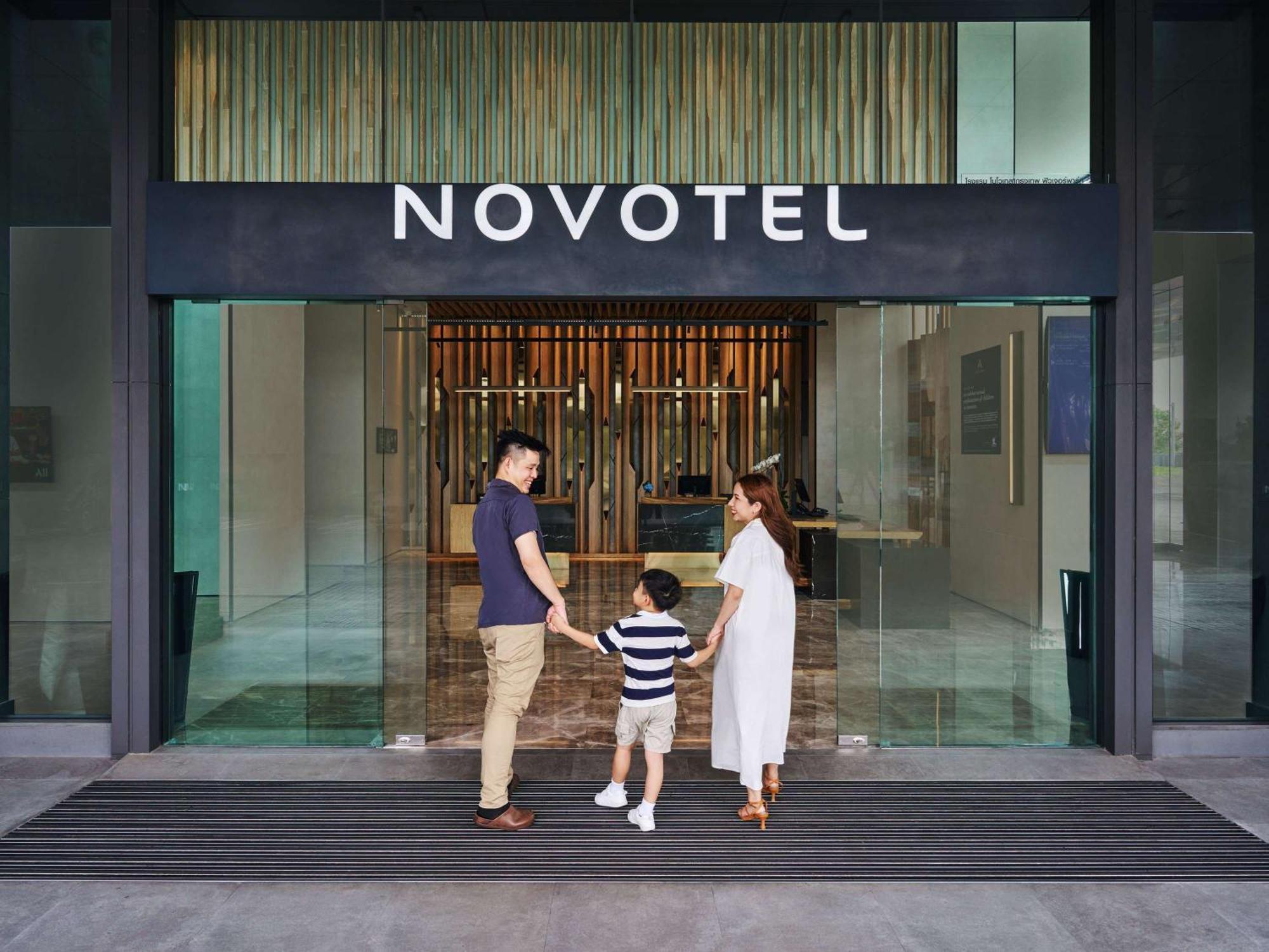 Novotel Bangkok Future Park Rangsit Pathum Thani Exterior foto